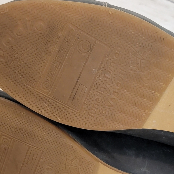 John Fluevog D-D-F-T BBC radio classic  lace up boots - Picture 8 of 15